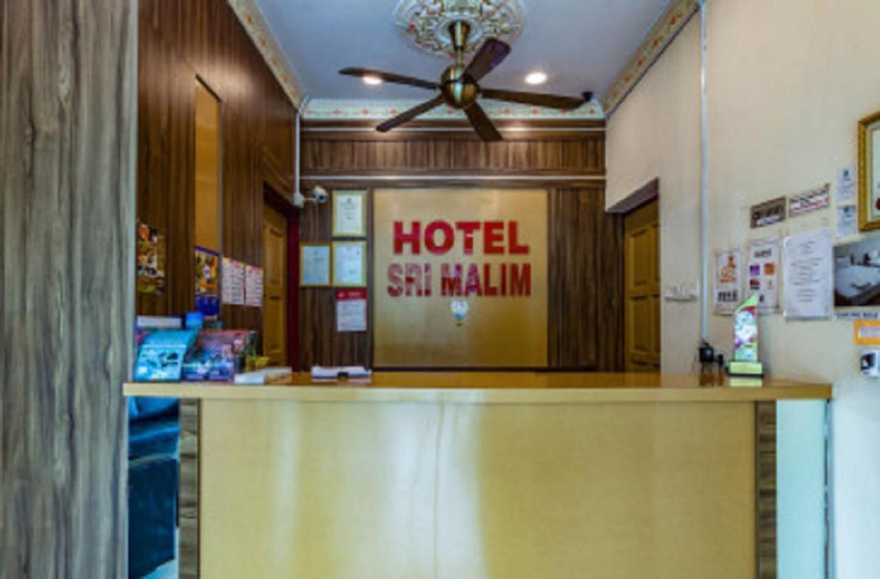 Hotel Sri Malim Танджунг Малим Екстериор снимка