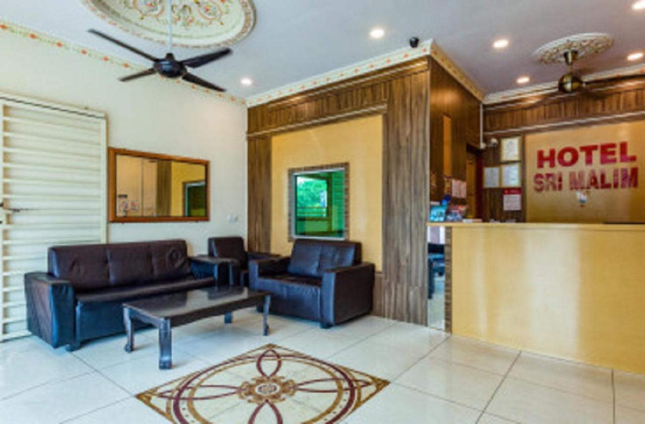 Hotel Sri Malim Танджунг Малим Екстериор снимка