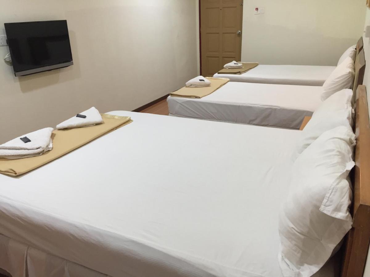 Hotel Sri Malim Танджунг Малим Екстериор снимка